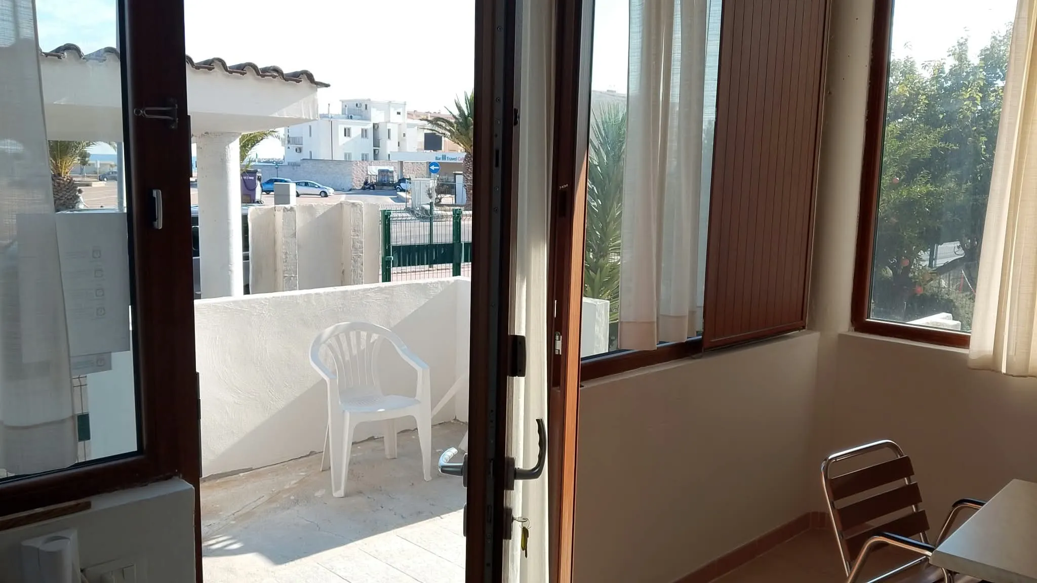 Appartamento 3a: la porta finestra sul terrazzino
