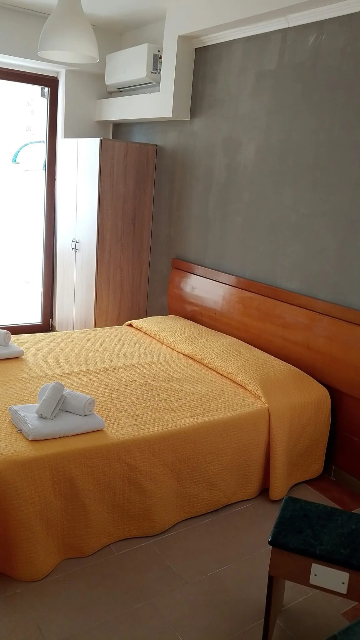 Camera 6b: il letto matrimoniale